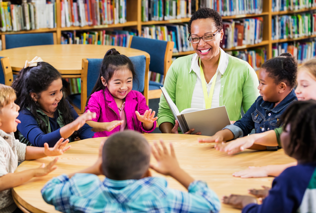 Roundtable with teacher and kids