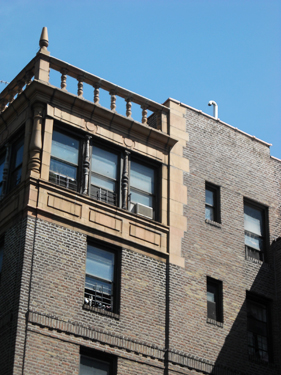 Thomas Garden Apartments