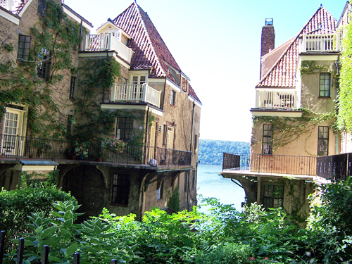 Villa Charlotte Brontë 2