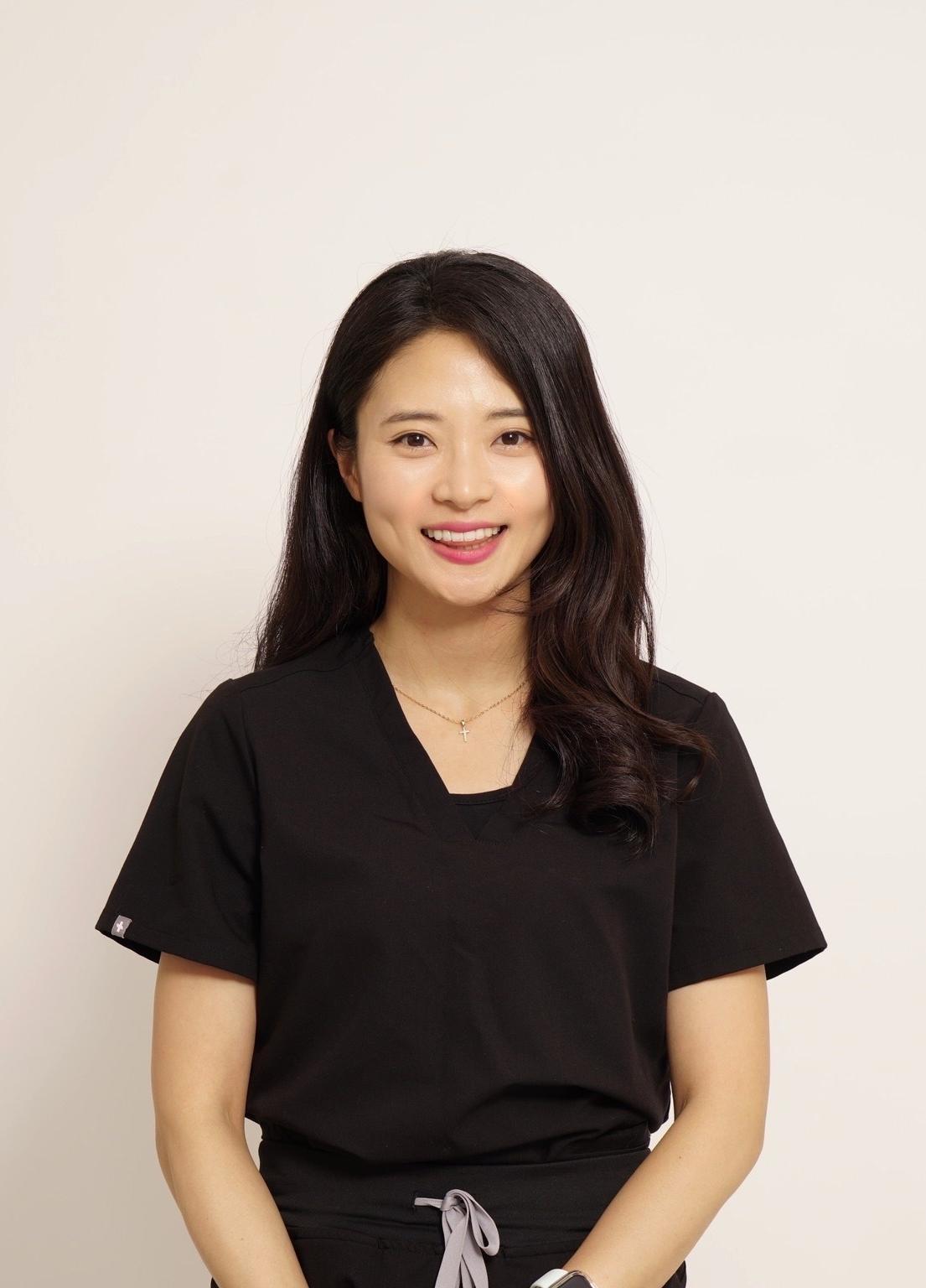 Faculty Headshot Photo